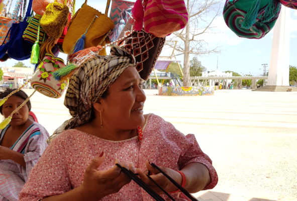 blog pictures wayuu women crochet